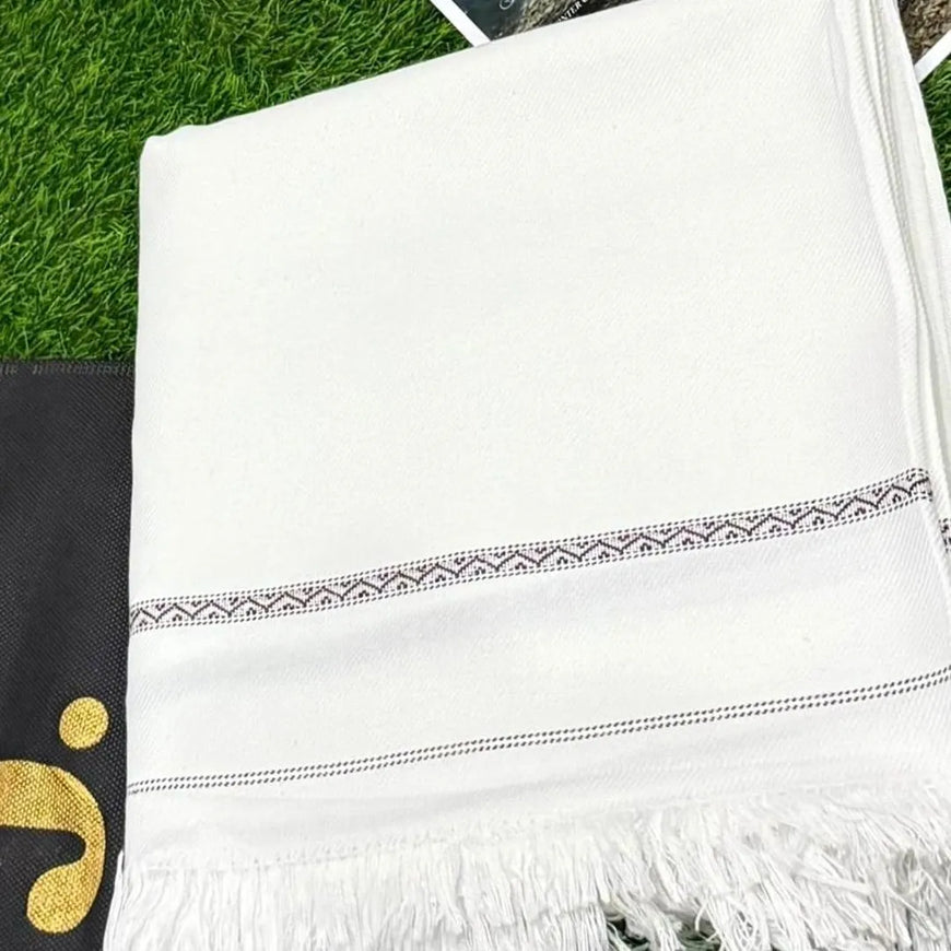 1 Pc Men's Wool Embroidered Shawl